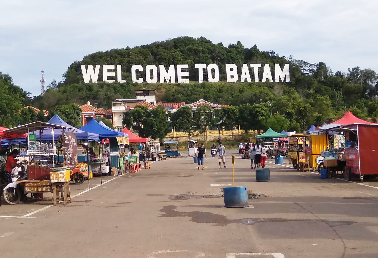 Singaporean Rejects Suspected Drugs at Batam Nightclub Claims He Thought They Were Sweets