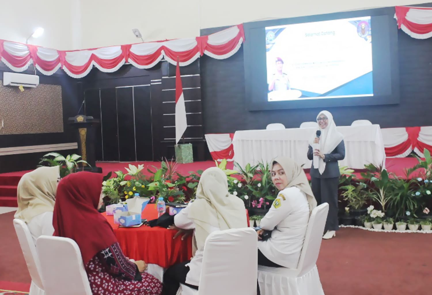 Suami Kecanduan Game Online Hingga Mengabaikan Istri dan Anak, Apa Solusinya?